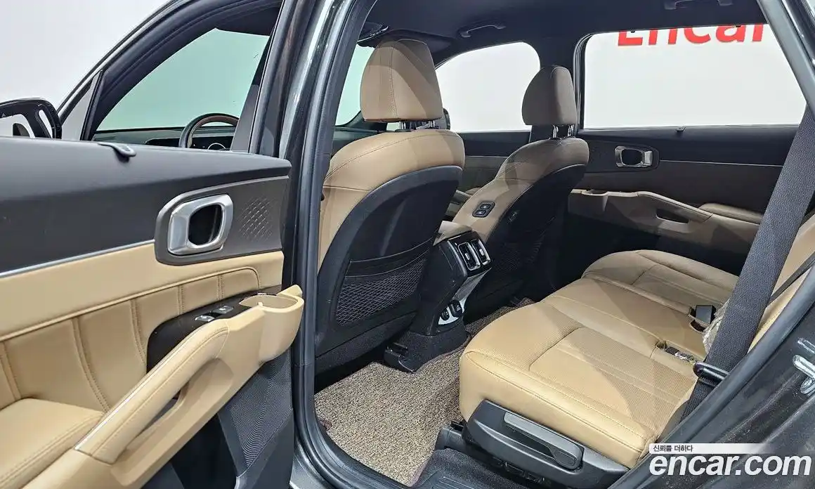 Kia Sorento 2023 1.6 гидро в Москве № 1318646, фото 12
