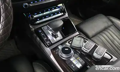 Genesis EQ900 2018 3.8 гидро в Москве № 1318689, миниатюра 9