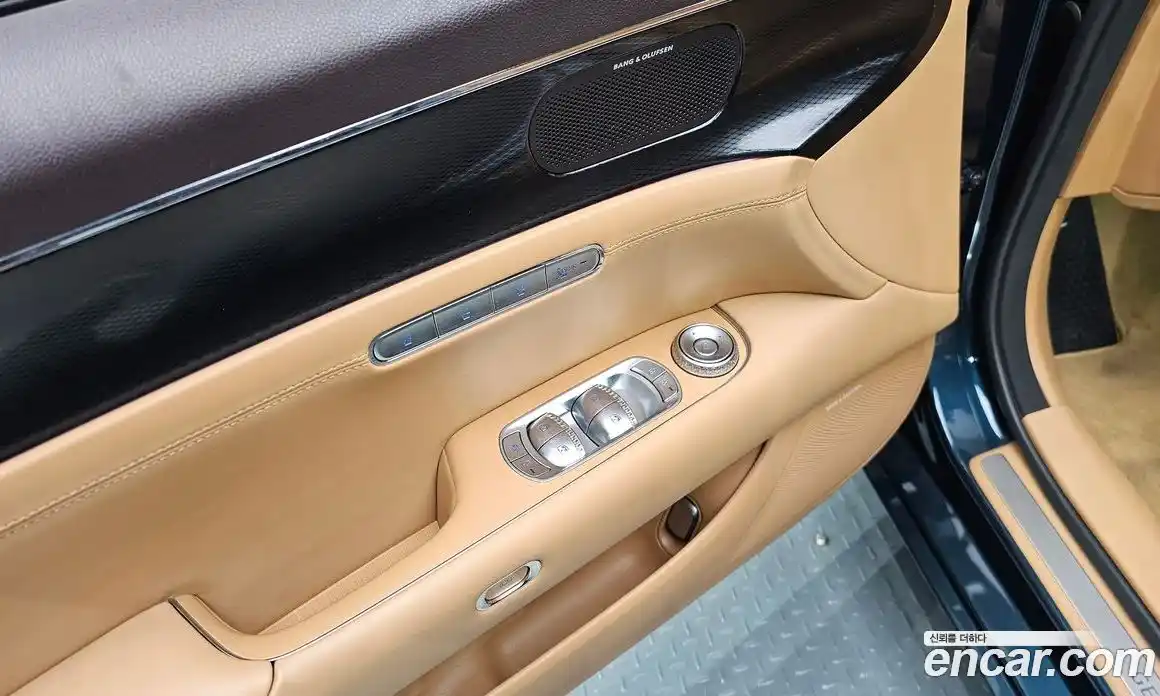 Genesis G90 2022 3.5 гидро в Москве № 1318692, фото 18