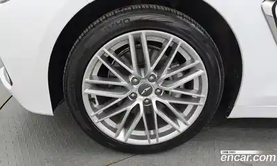 Genesis G70 2018 2.0 гидро в Москве № 1318731, миниатюра 5