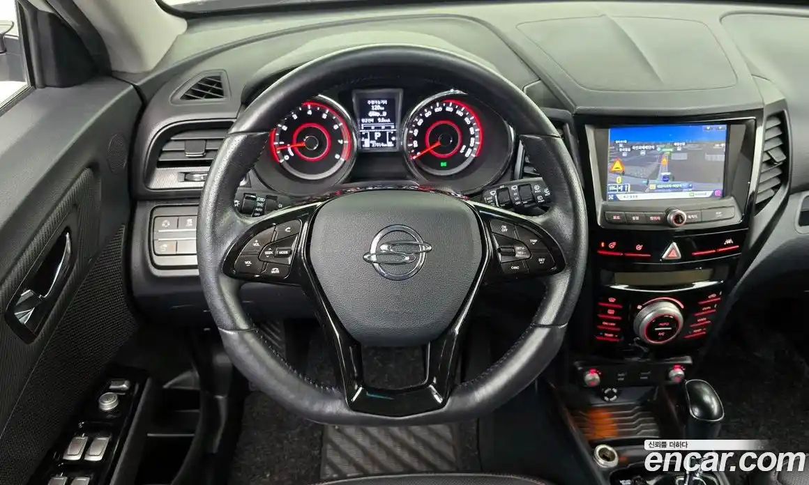 SsangYong TIBOLI 2017 1.6 Автомат в Москве № 1318878, фото 13