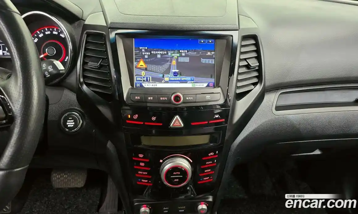 SsangYong TIBOLI 2017 1.6 Автомат в Москве № 1318878, фото 14