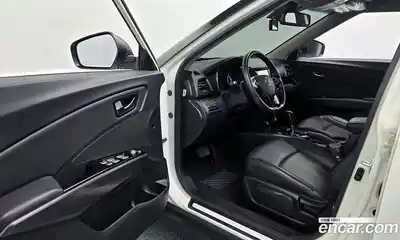 SsangYong TIBOLI 2017 1.6 Автомат в Москве № 1318878, миниатюра 10