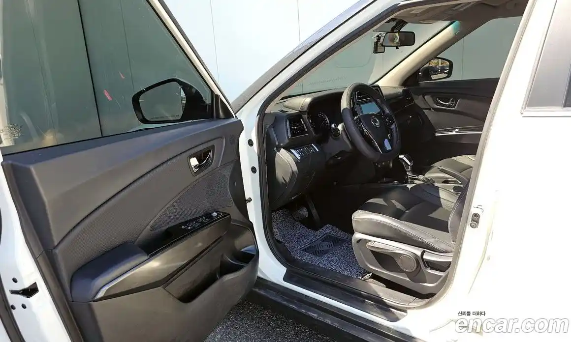 SsangYong TIBOLI 2020 1.5 Автомат в Москве № 1319077, фото 10