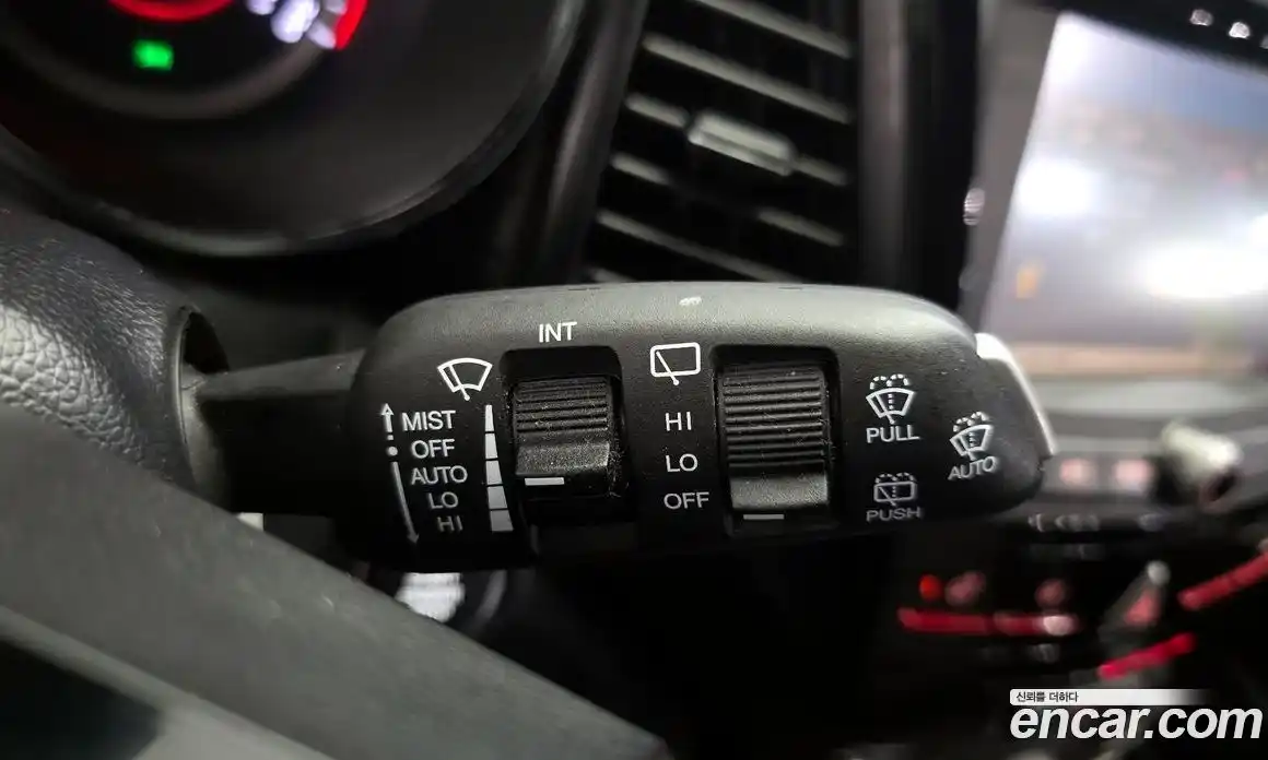 SsangYong TIBOLI 2018 1.6 Автомат в Москве № 1319138, фото 16