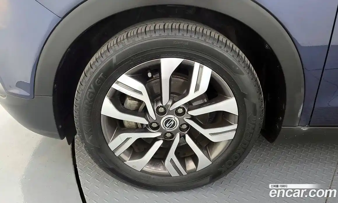 SsangYong TIBOLI 2018 1.6 Автомат в Москве № 1319138, фото 5