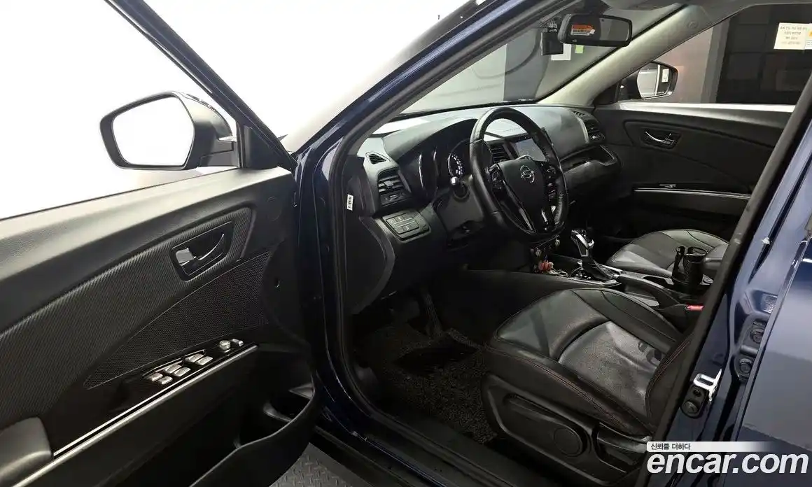 SsangYong TIBOLI 2018 1.6 Автомат в Москве № 1319138, фото 10