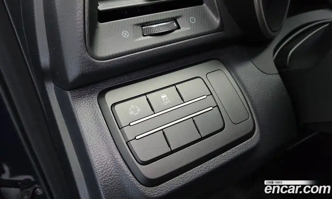 SsangYong TIBOLI 2018 1.6 Автомат в Москве № 1319151, фото 13