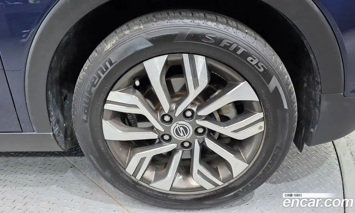 SsangYong TIBOLI 2018 1.6 Автомат в Москве № 1319151, фото 5