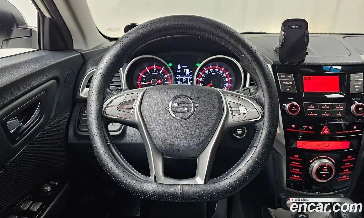 SsangYong TIBOLI 2016 1.6 Автомат в Москве № 1319414, фото 13