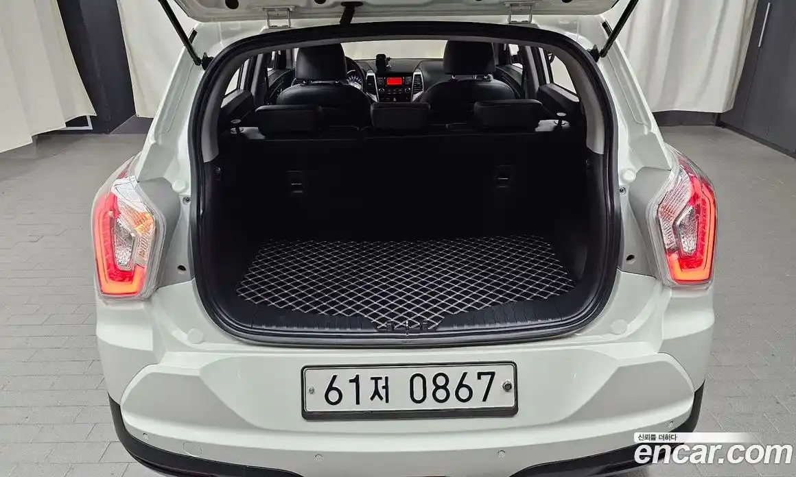 SsangYong TIBOLI 2016 1.6 Автомат в Москве № 1319414, фото 20