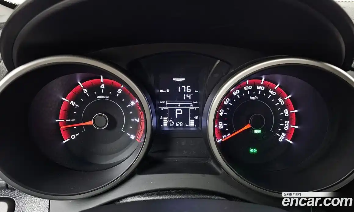 SsangYong TIBOLI 2016 1.6 Автомат в Москве № 1319414, фото 8