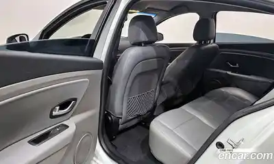 Renault SM3 2010 1.6 гидро в Москве № 1321145, миниатюра 12