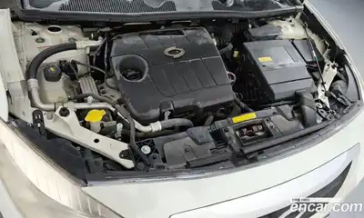 Renault SM3 2010 1.6 гидро в Москве № 1321145, миниатюра 6