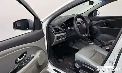 Renault SM3 2010 1.6 гидро в Москве № 1321145, миниатюра 10