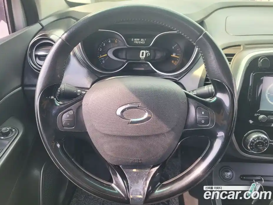 Renault QM3 2015 1.5 гидро в Москве № 1321619, фото 11