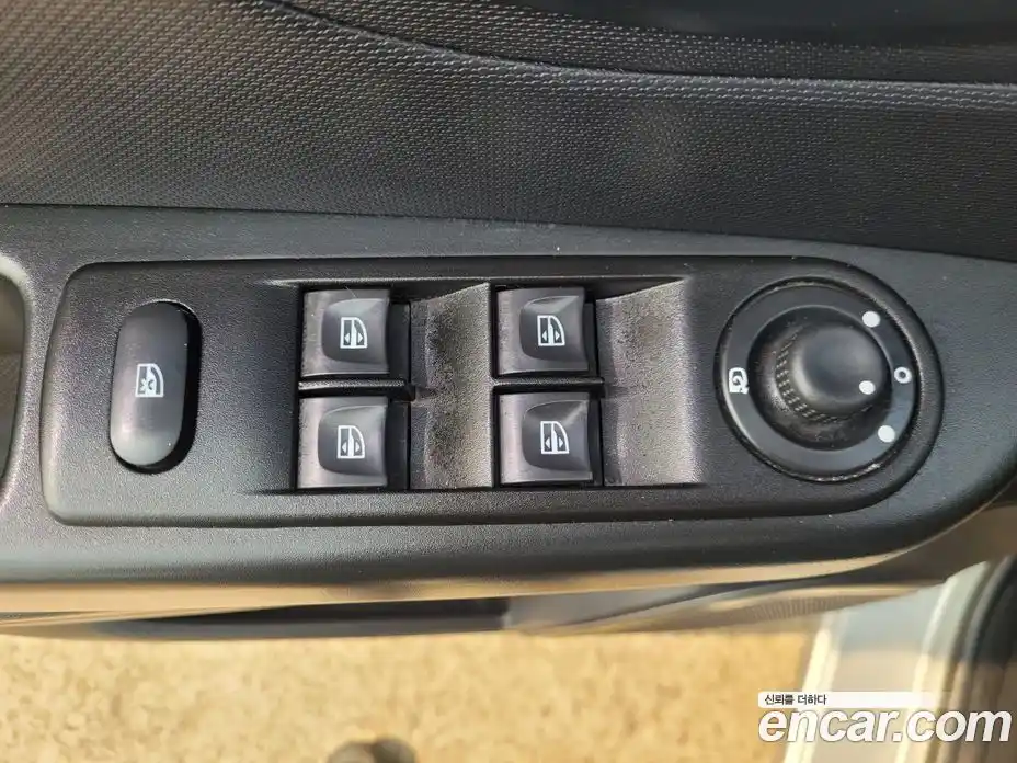 Renault QM3 2015 1.5 гидро в Москве № 1321619, фото 14