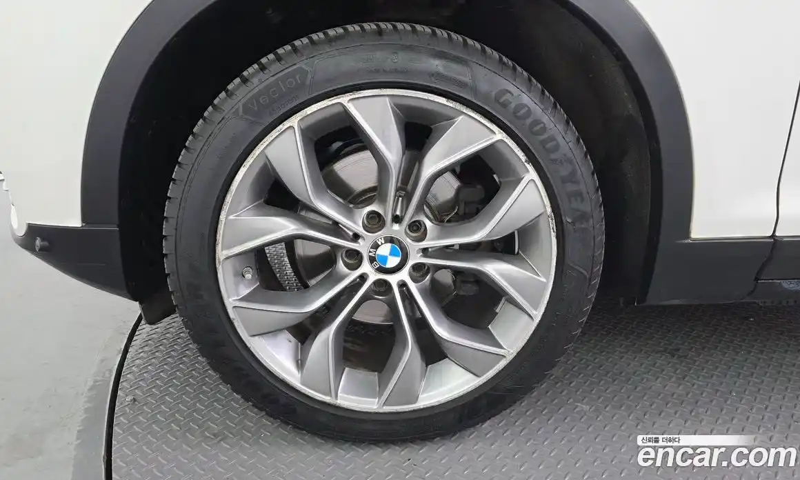 BMW X3 2016 2.0 Автомат в Москве № 1321735, фото 5