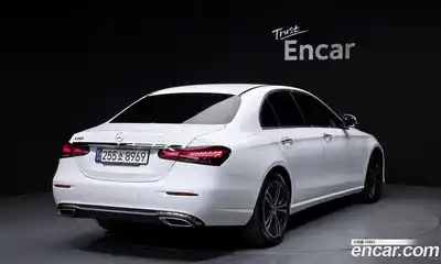 Mercedes-Benz E-Class 2022 2.0 гидро в Москве № 1321977, миниатюра 2