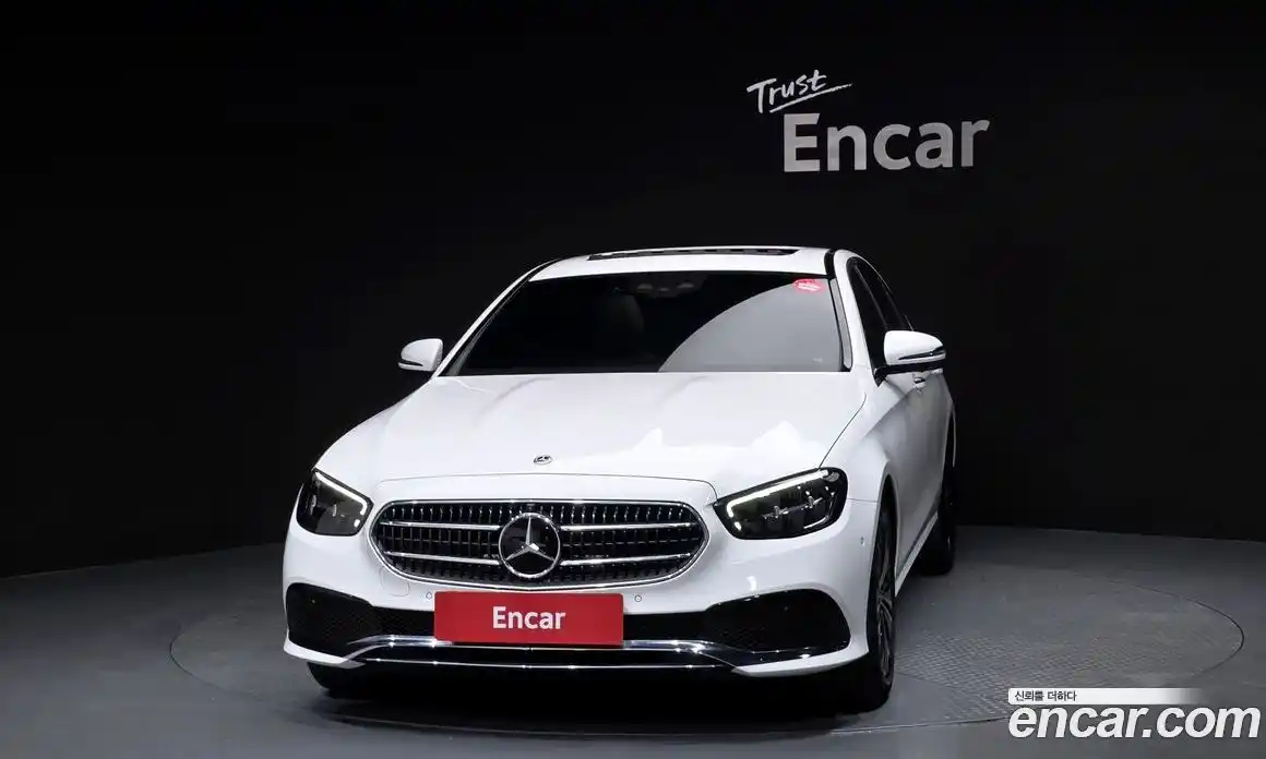Mercedes-Benz E-Class 2022 2.0 гидро в Москве № 1321977, фото 3