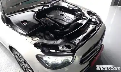 Mercedes-Benz E-Class 2022 2.0 гидро в Москве № 1321977, миниатюра 6