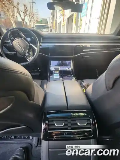 Audi A8 2023 3.0 гидро в Москве № 1322604, миниатюра 3