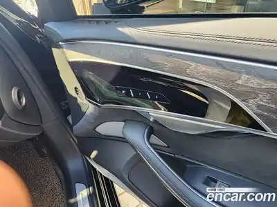 Audi A8 2023 3.0 гидро в Москве № 1322604, миниатюра 7