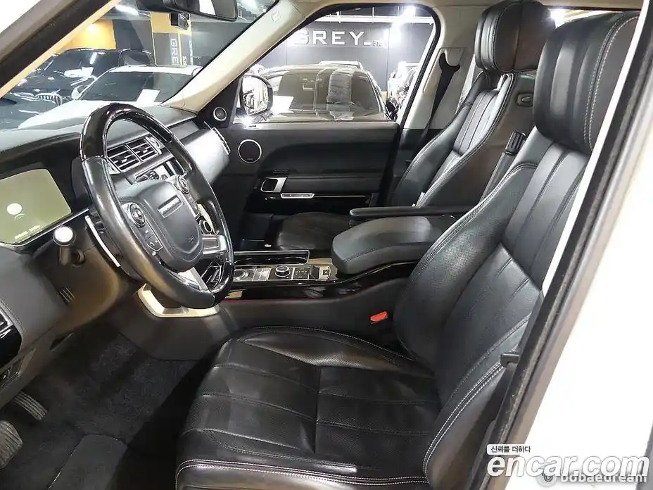 Land Rover Range-Rover 2015 4.4 гидро в Москве № 1322904, фото 10