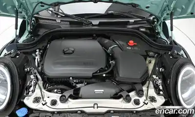 Mini Cooper Convertible 2025 2.0 гидро в Москве № 1322937, миниатюра 6
