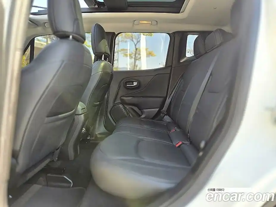 Jeep Renegade 2021 2.4 гидро в Москве № 1323654, фото 18