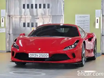 Ferrari F8, 2020