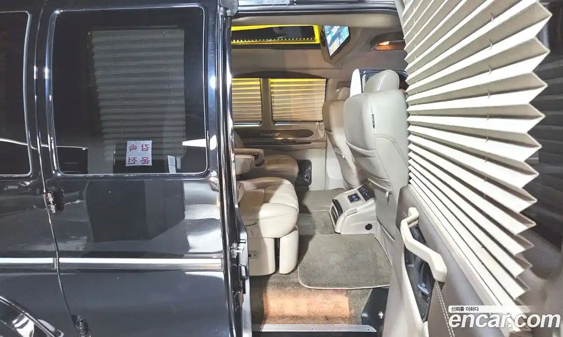 Chevrolet Express Van 2018 6.0 гидро в Москве № 1324585, фото 11