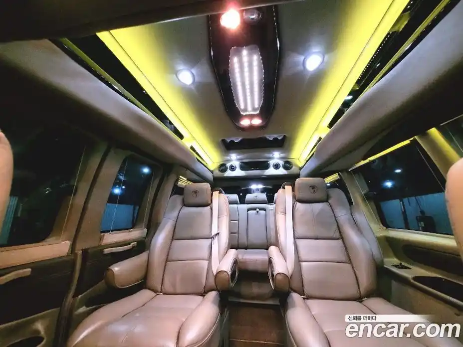 Chevrolet Express Van 2018 6.0 гидро в Москве № 1324585, фото 17