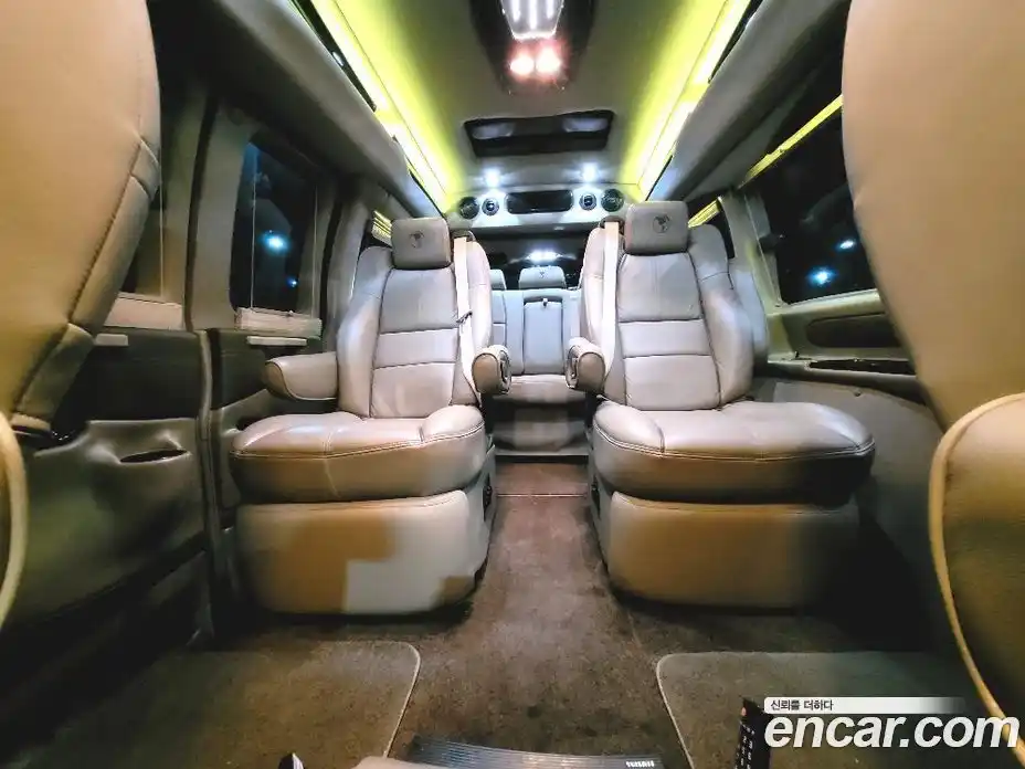 Chevrolet Express Van 2018 6.0 гидро в Москве № 1324585, фото 19