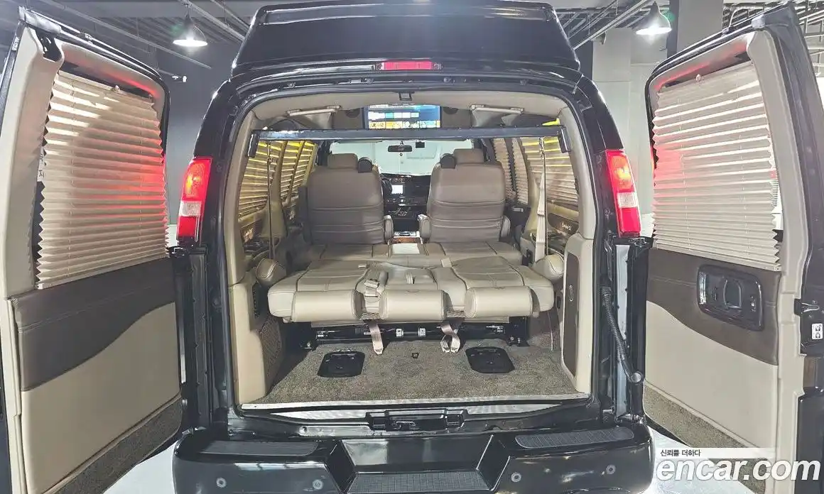 Chevrolet Express Van 2018 6.0 гидро в Москве № 1324585, фото 20