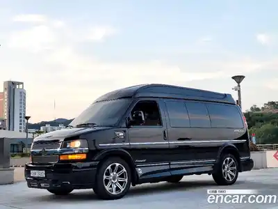 Chevrolet Express Van 2018 6.0 гидро в Москве № 1324585, миниатюра 3