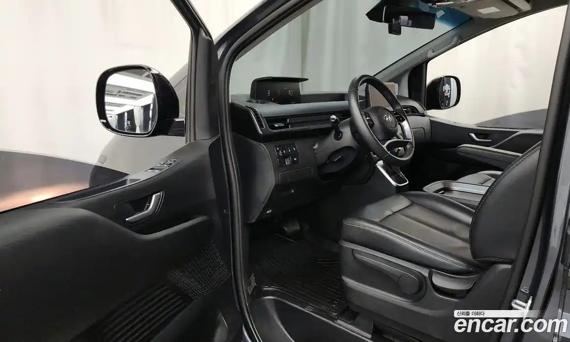 Hyundai Staria 2022 2.2 Автомат в Москве № 1342266, фото 9