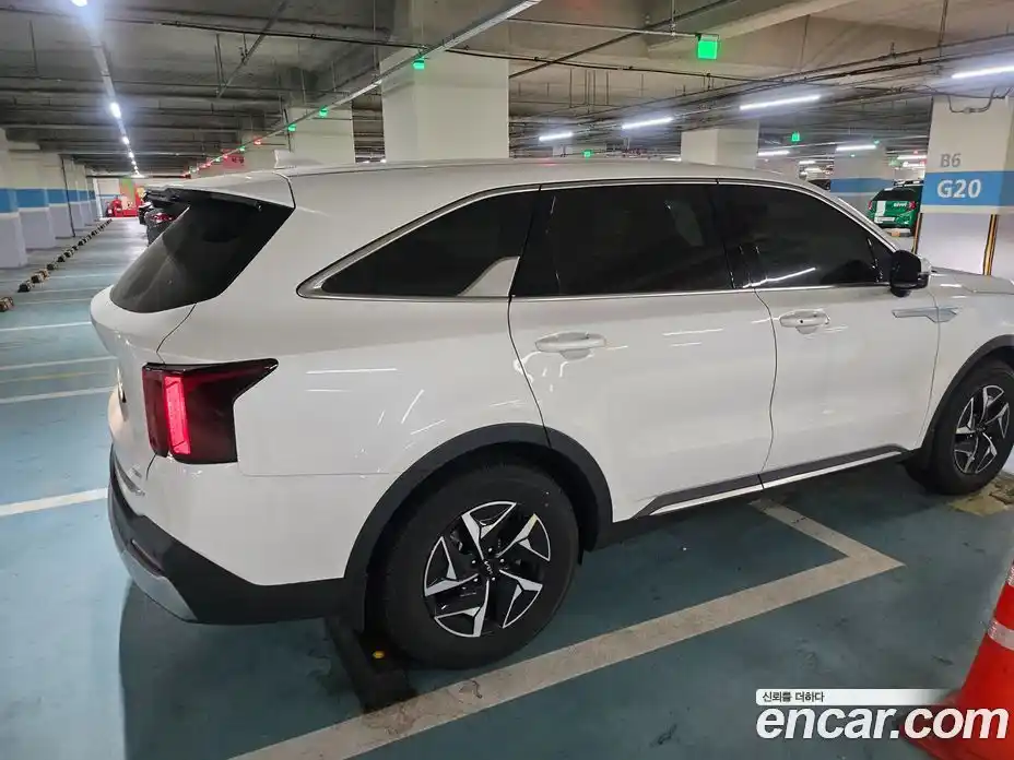 Kia Sorento 2026 1.6 гидро в Москве № 1342462, фото 4