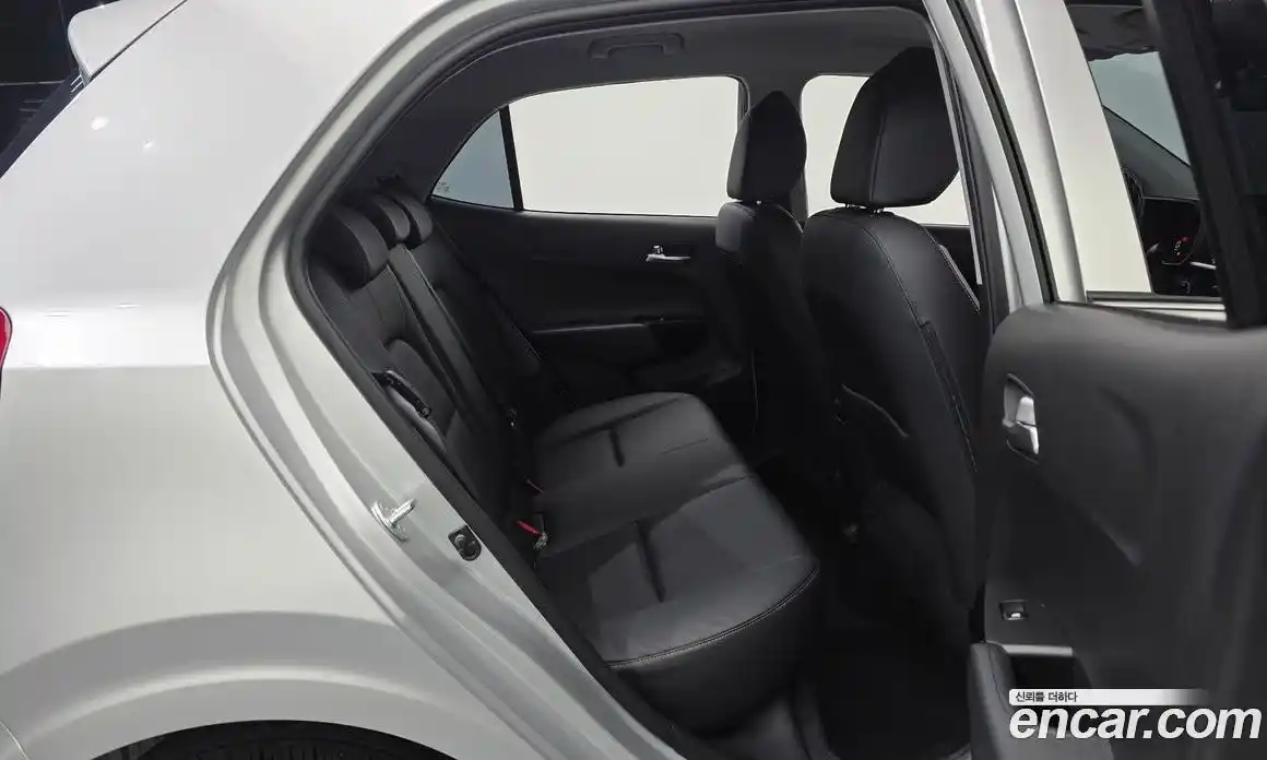 Kia Morning 2023 1.0 Автомат в Москве № 1342483, фото 11