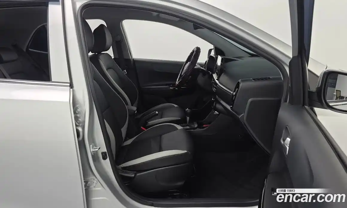 Kia Morning 2023 1.0 Автомат в Москве № 1342483, фото 12