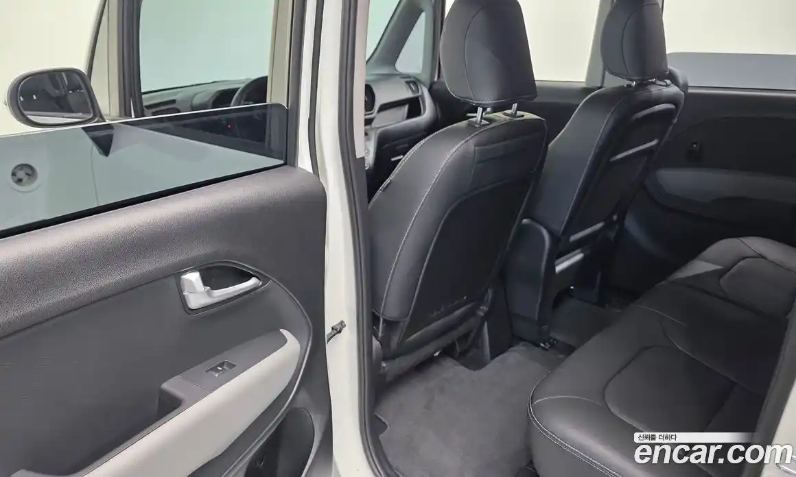 Kia Ray 2025 1.0 Автомат в Москве № 1342550, фото 18