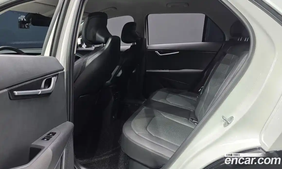 Kia Niro 2025 1.6 гидро в Москве № 1342571, фото 11