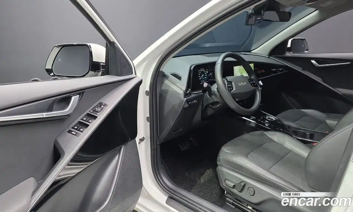 Kia Niro 2025 1.6 гидро в Москве № 1342571, фото 10