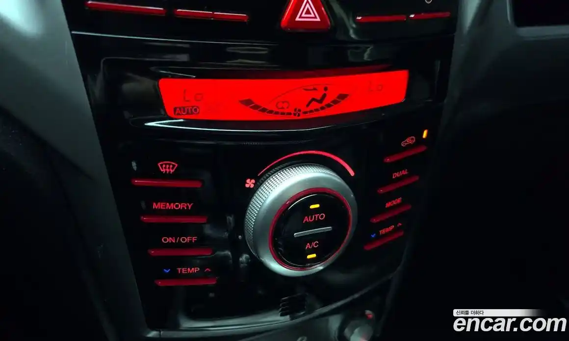 SsangYong TIBOLI 2015 1.6 Автомат в Москве № 1344261, фото 14