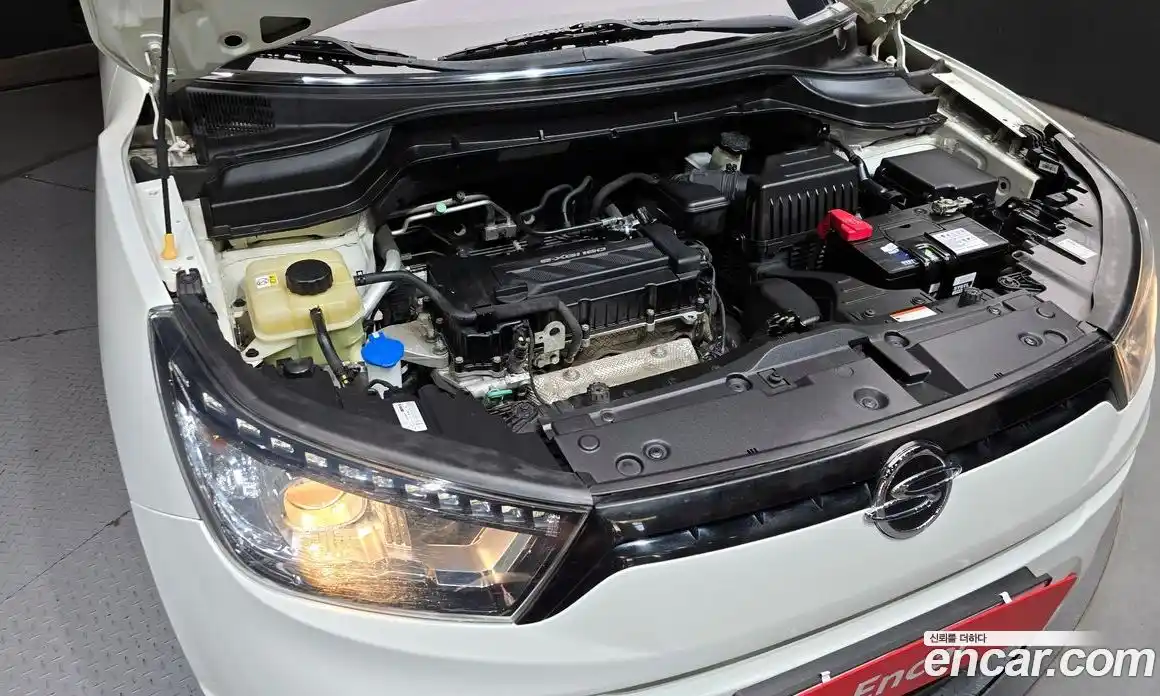 SsangYong TIBOLI 2015 1.6 Автомат в Москве № 1344261, фото 6