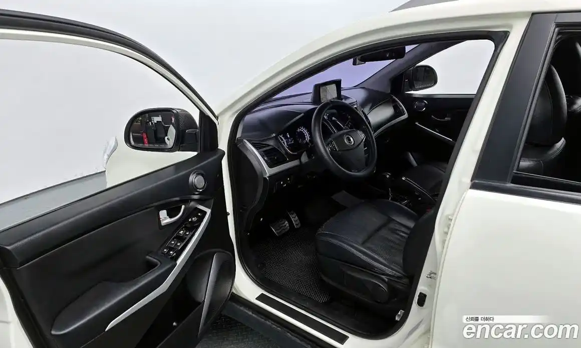 SsangYong Korando 2015 2.2 гидро в Москве № 1344273, фото 11