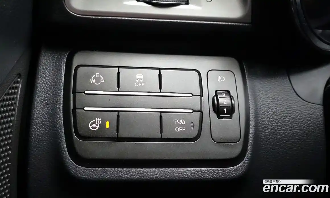 SsangYong TIBOLI 2015 1.6 Автомат в Москве № 1344391, фото 18