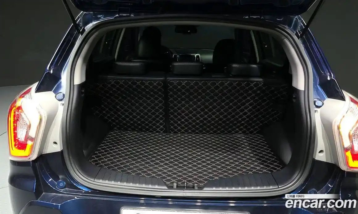 SsangYong TIBOLI 2015 1.6 Автомат в Москве № 1344391, фото 20