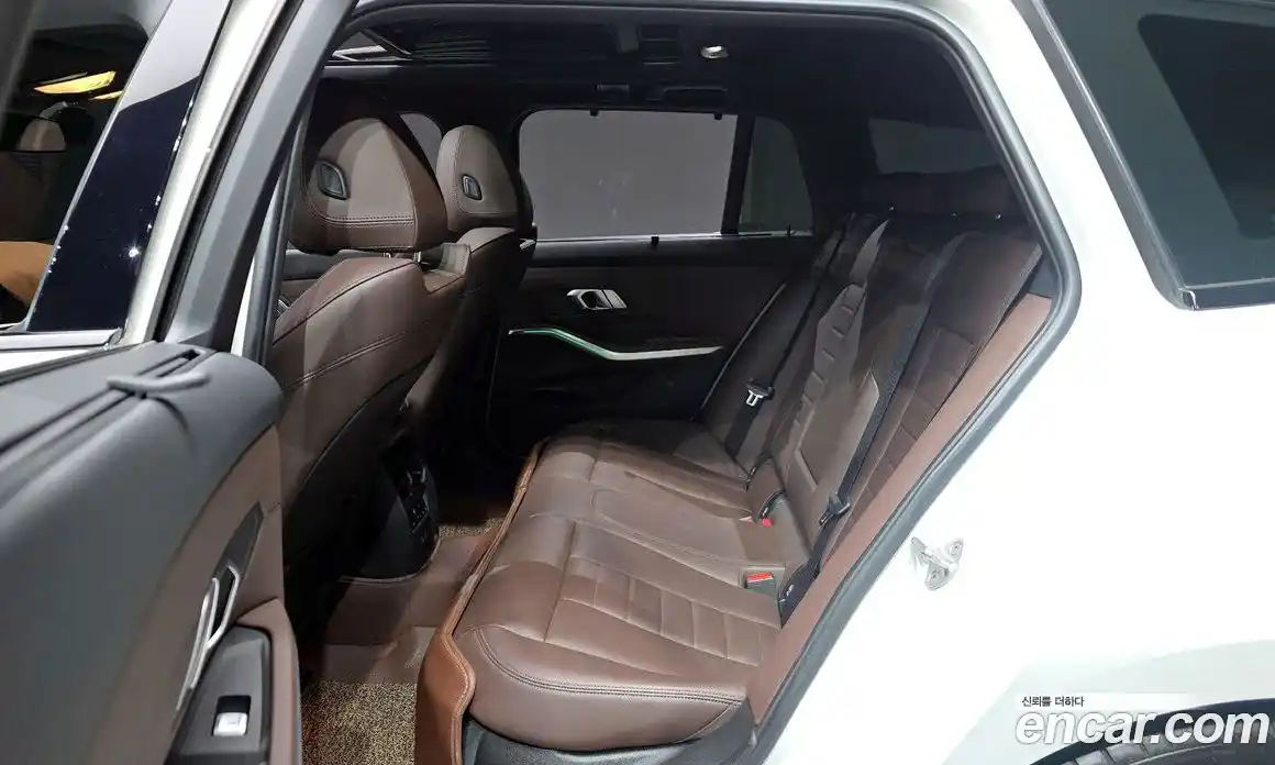 BMW 3-Series 2022 2.0 Автомат в Москве № 1347377, фото 12