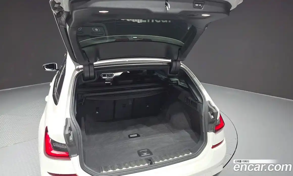 BMW 3-Series 2022 2.0 Автомат в Москве № 1347377, фото 20